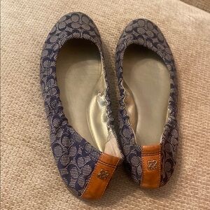 COACH  Women's Flats in Navy and Brown 6.5